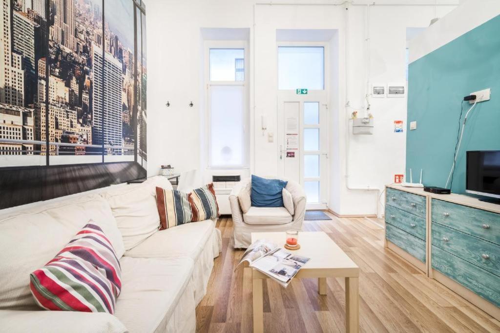 Colorwave Studio Home Budapest Exterior photo